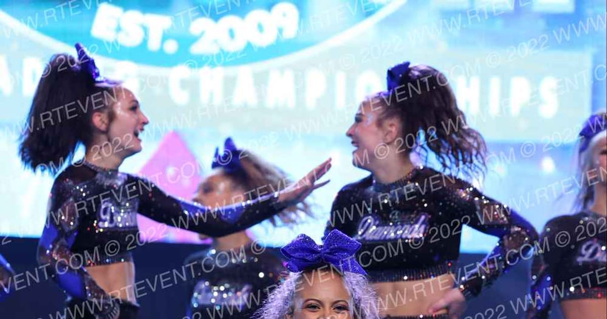 East Celebrity Elite - Hingham BLACK DIAMONDS · CHEERSPORT Nationals