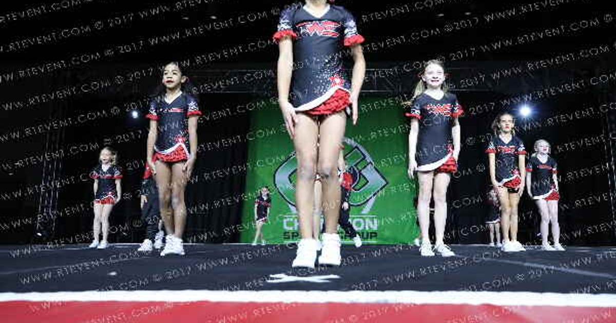 Woodlands Elite - Cincinnati Air Force One · Schaumburg Grand Nationals DI DII