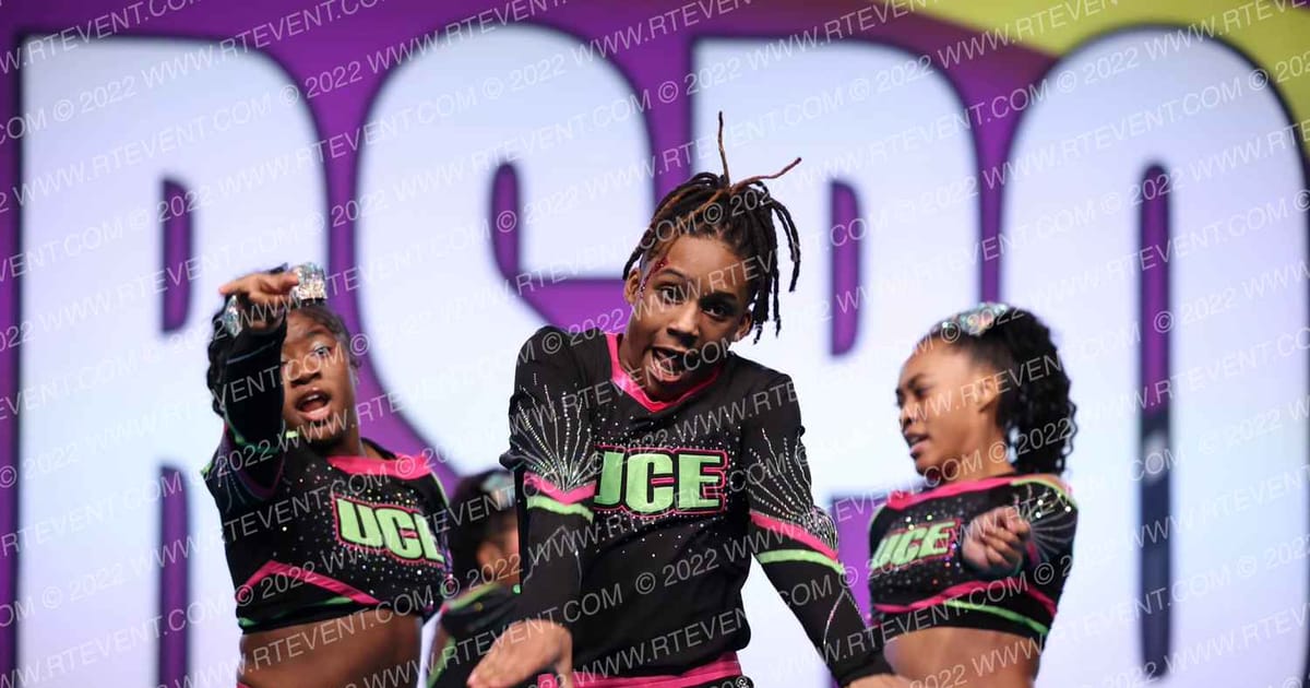Universal Cheer Experience BLAZE · CHEERSPORT Nationals