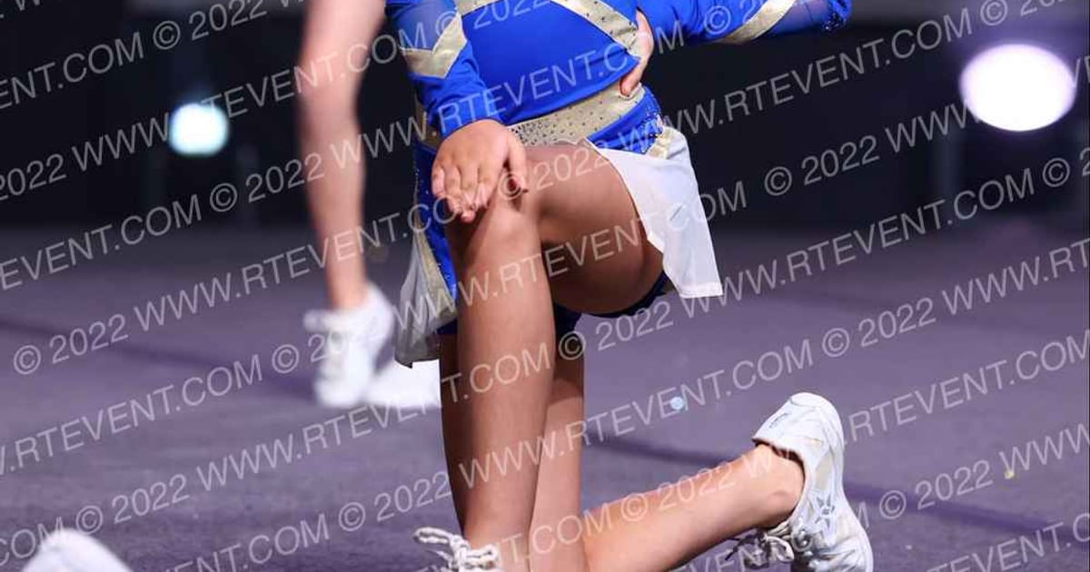 Gold Medal Gems Rose Quartz · Rockstar CheerAPalooza