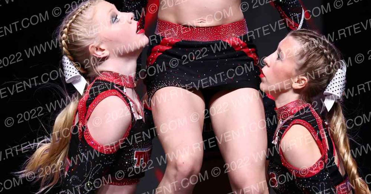Twister Sports Black Ops · Rockstar CheerAPalooza