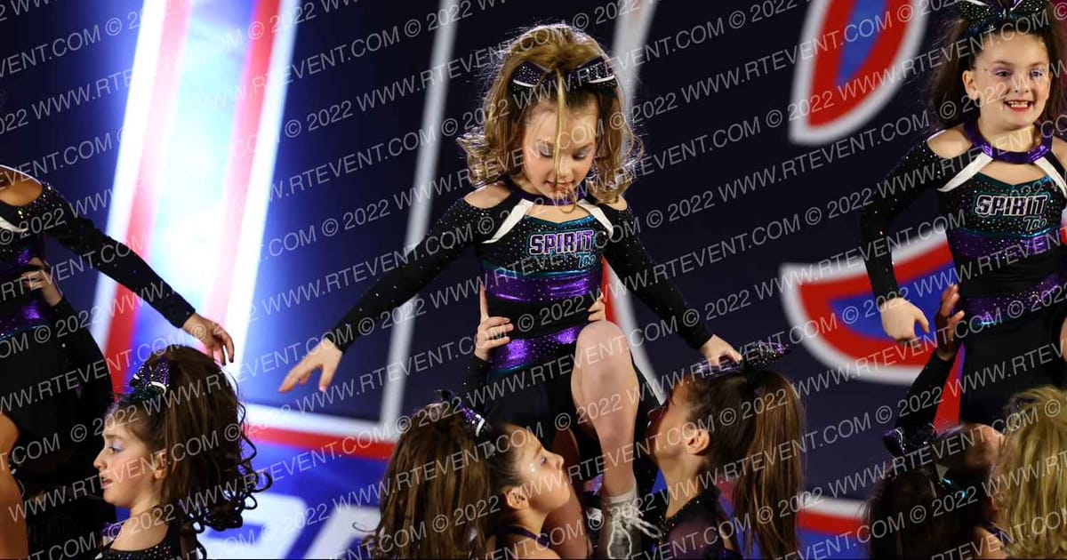 Spirit Too Glitter · JAMfest Springfield Classic