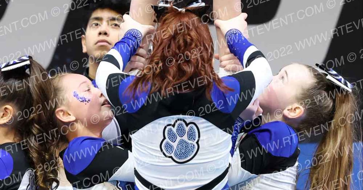 HUNTERDON HUSKIES D8 · YCADA Globals