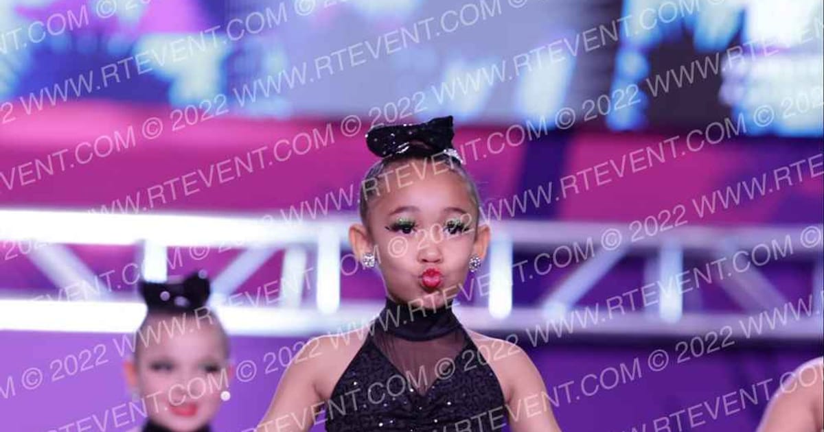 Miss Edie's Dancin Feet \Tiny Stars\ · ACDA Reach the Beach Dance Grand Nationals School Championship