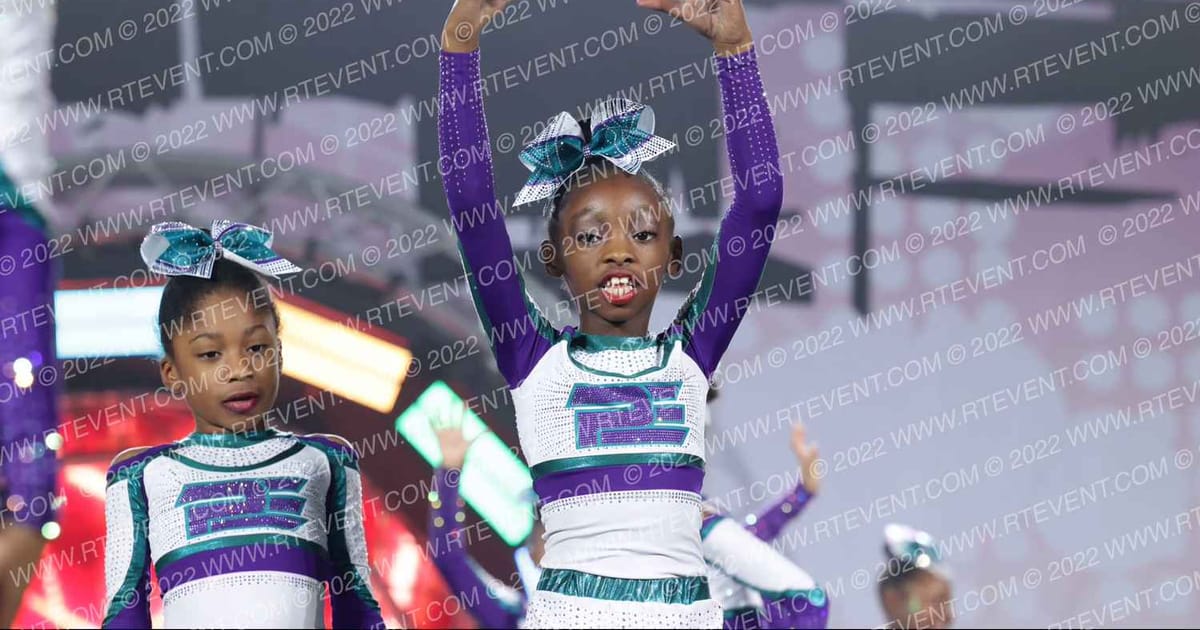 Platinum Elite Allstars Miss Silver · Peach Classic