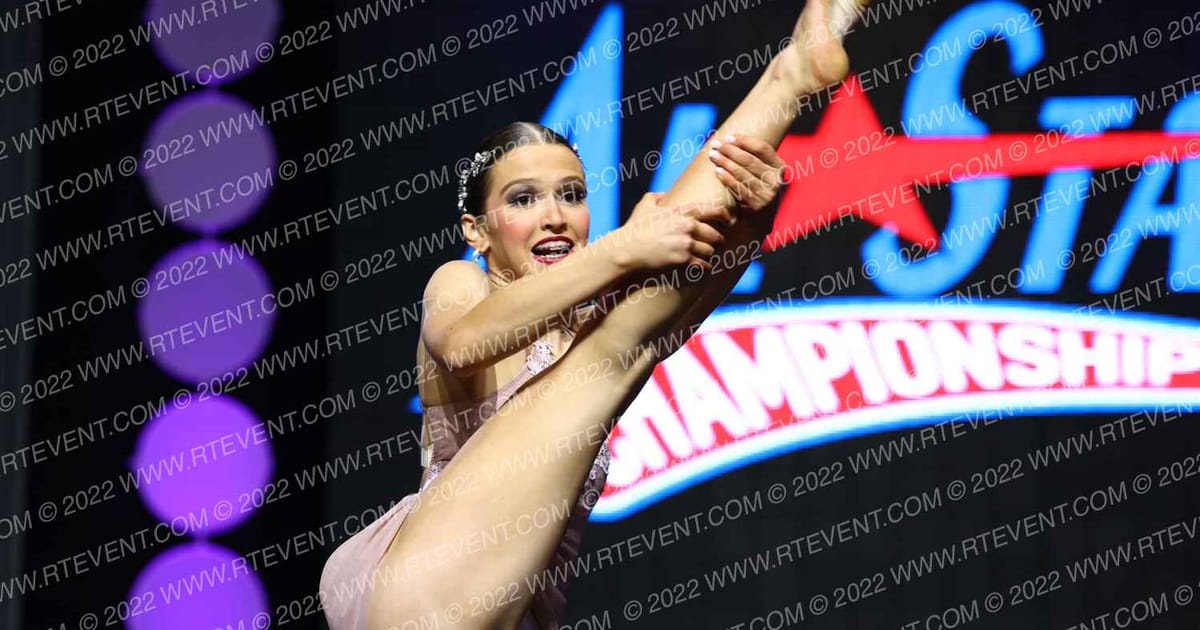 Blue Rose Dance Studio Sapphire Contemporary · ASCS Chicago Dance Grand and Cheer Showdown