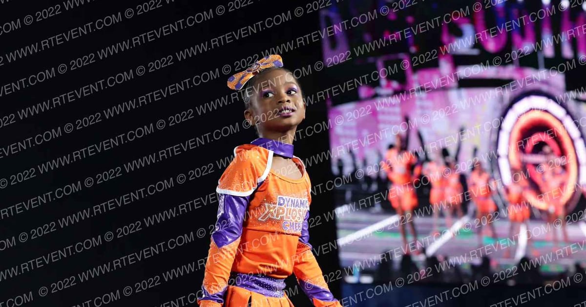 Dynamic Xplosion Cheer TNT · Peach Classic