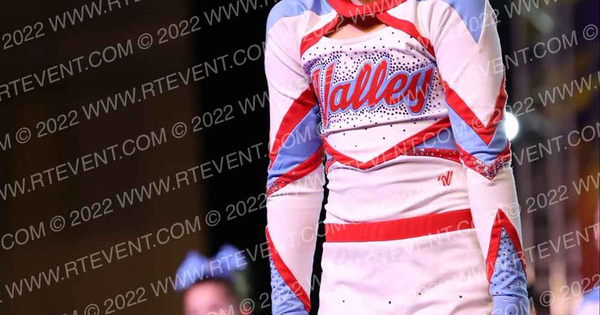 Valley Cheer BOMBSQUAD · ACDA Reach the Beach Rec Nationals