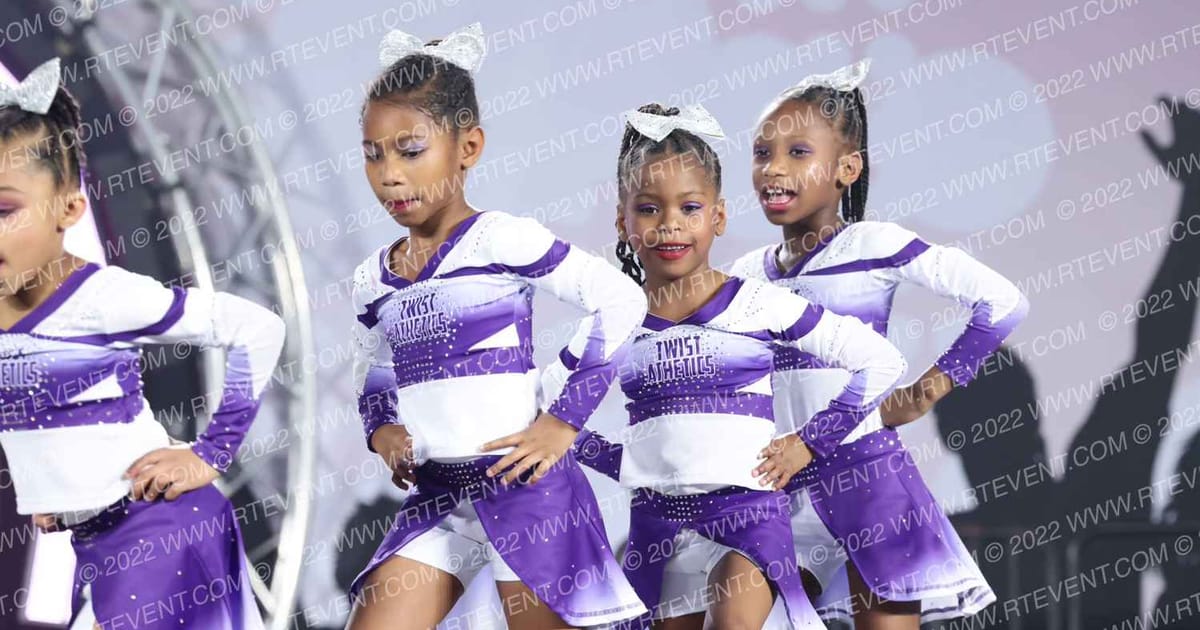 Twist Athletics Duchesses · Peach Classic
