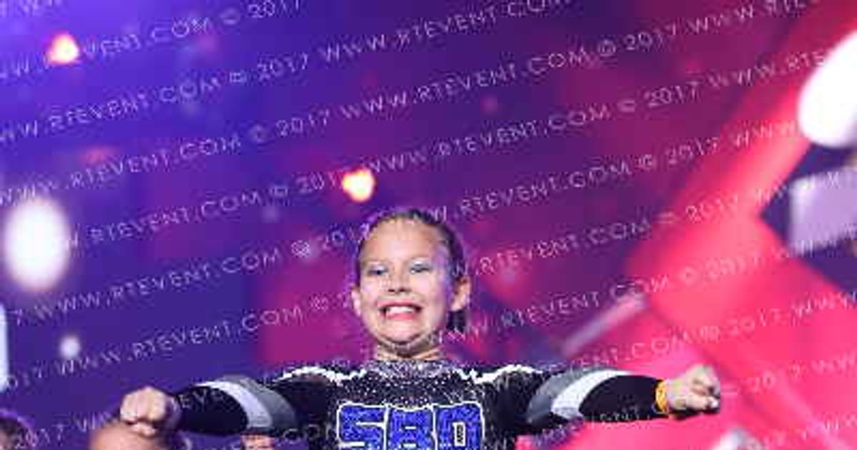 South Bay Divas Glitter Girls · Spirit Sports Palm Springs Grand Nationals