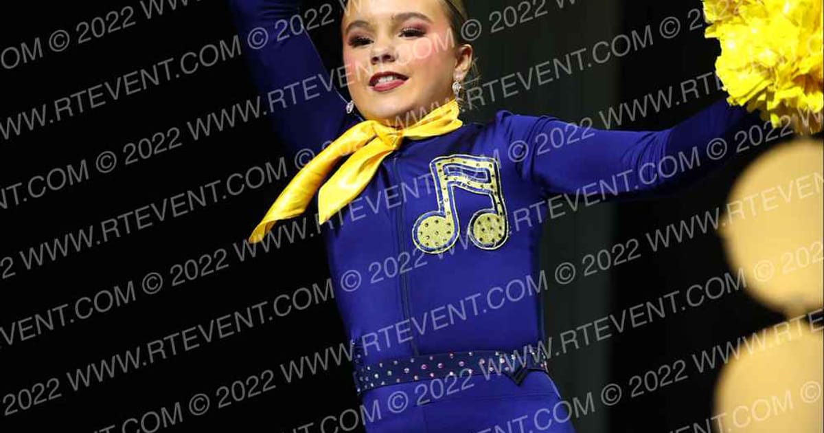 APEX Dance Center Youth Small Pom · ASCS Chicago Dance Grand and Cheer Showdown