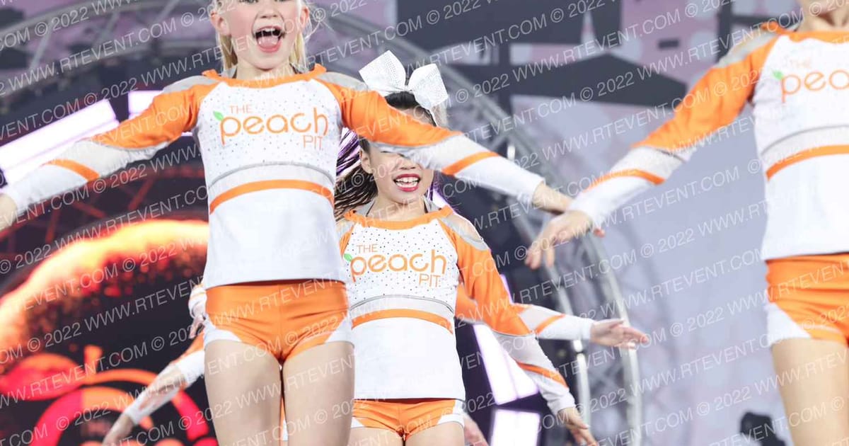Peach Pit All Stars VOGUE · Peach Classic