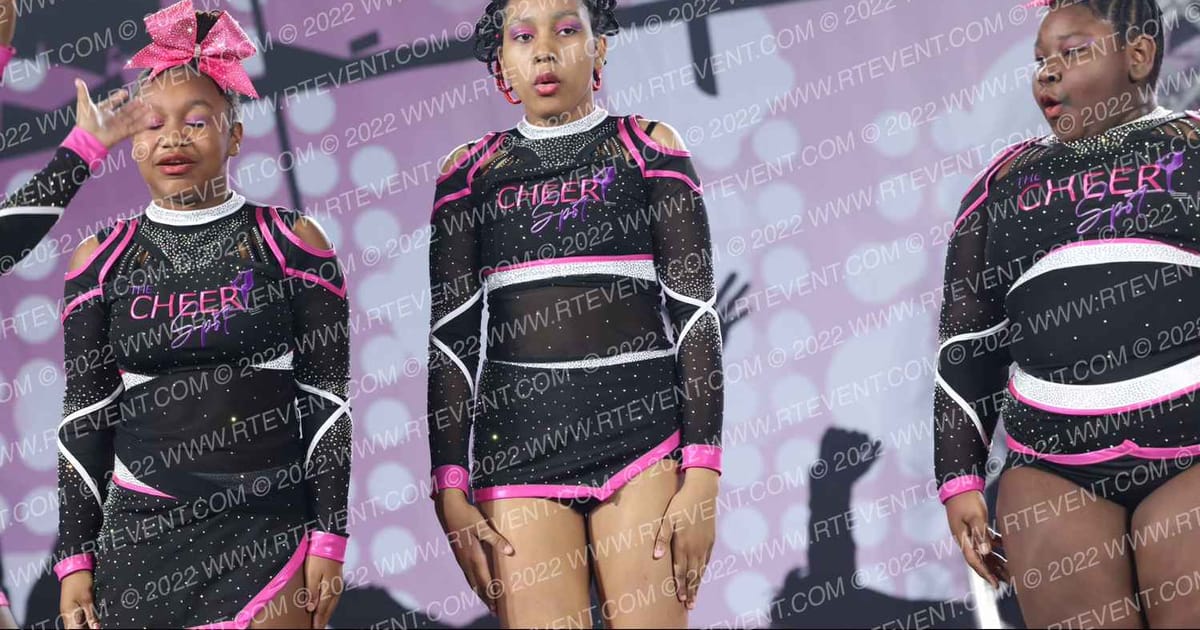 The Cheer Spot Show Stopperz · Peach Classic