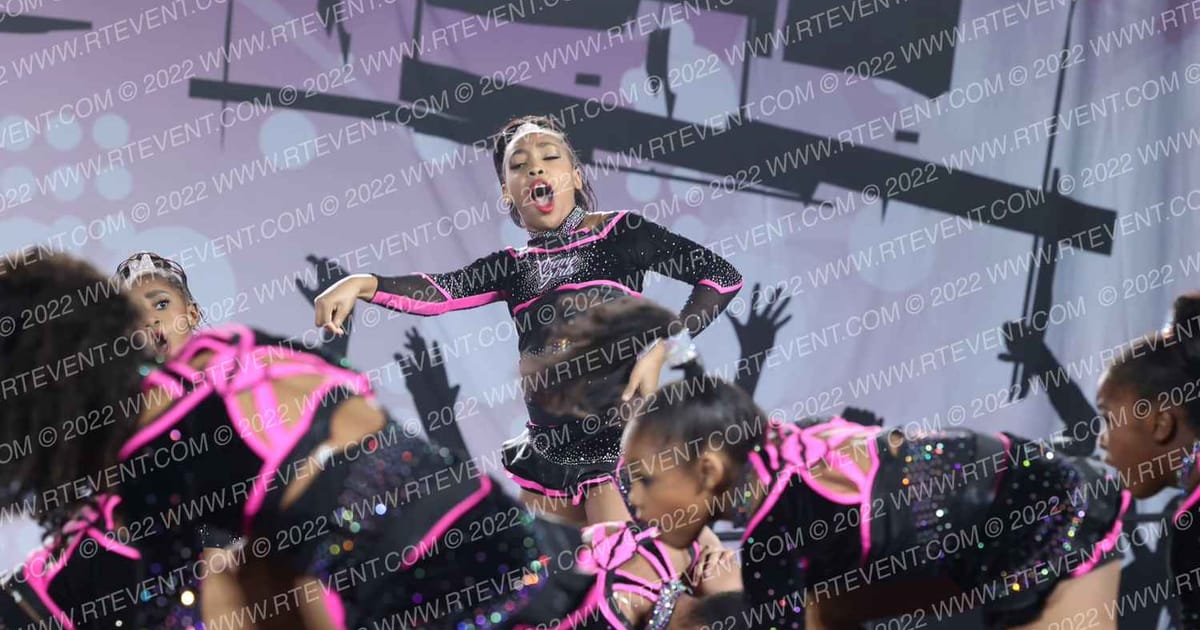 The Xtreme Girls Charm · Peach Classic