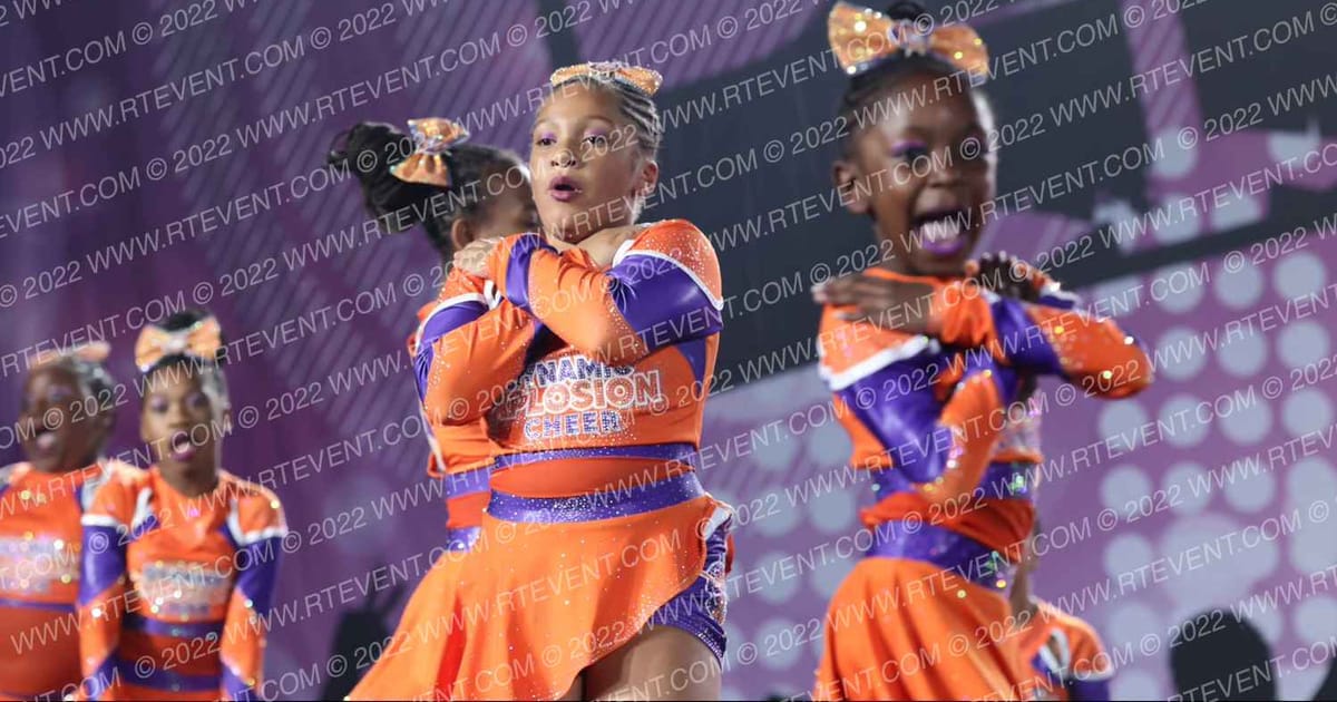 Dynamic Xplosion Cheer Atomic Bomb · Peach Classic