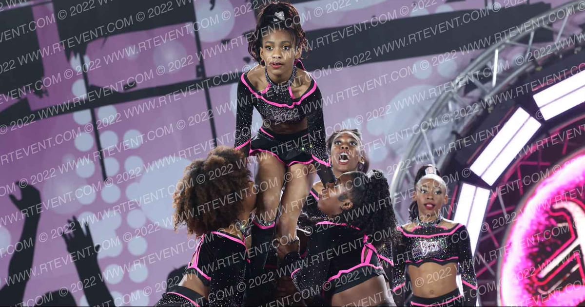 The Xtreme Girls Cover Girls · Peach Classic