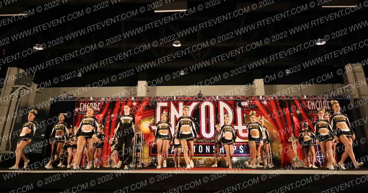 The Hive Cheer Blackout · Encore Las Vegas