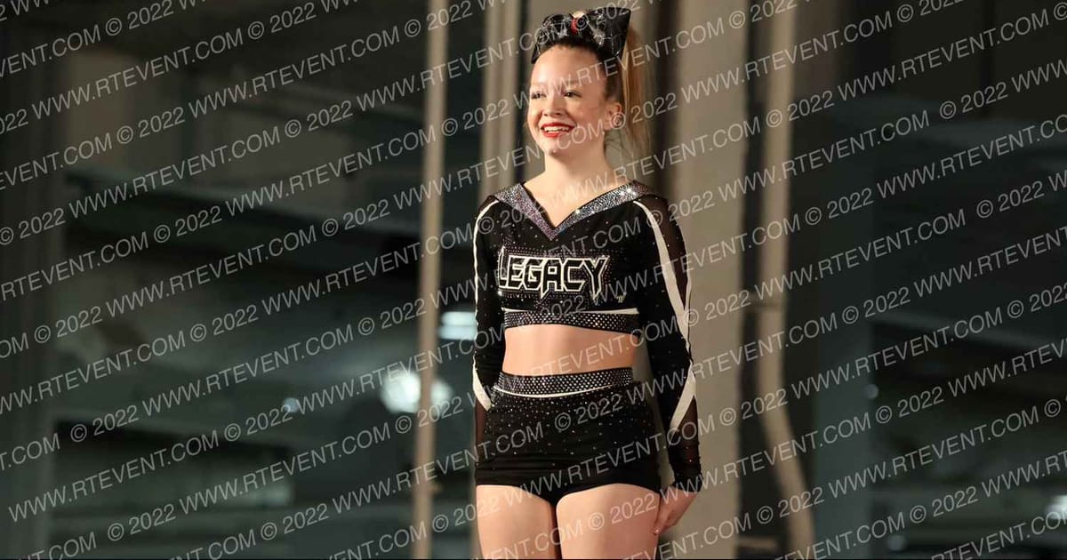 Legacy Premier Cheer Black Widow · Encore Las Vegas