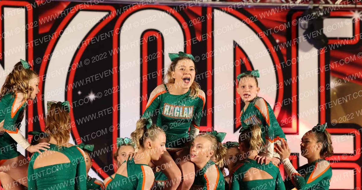 Raglan Coast Cheer Chrome · Encore Las Vegas