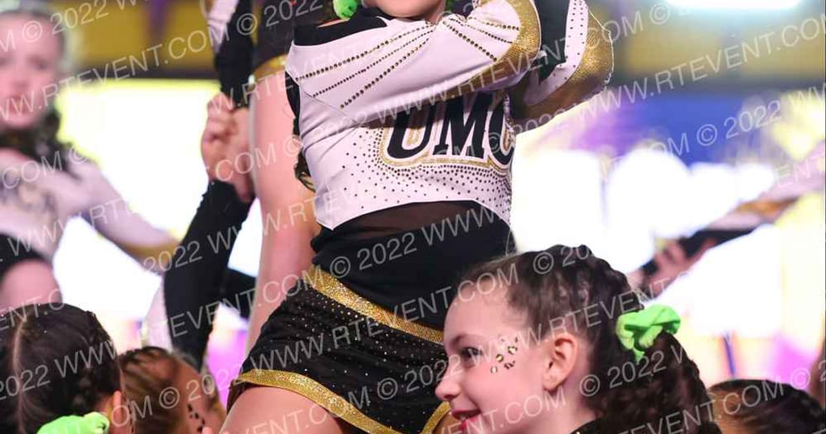 Upper Moreland Cheer Assoc Vicious · ACDA Reach the Beach Rec Nationals