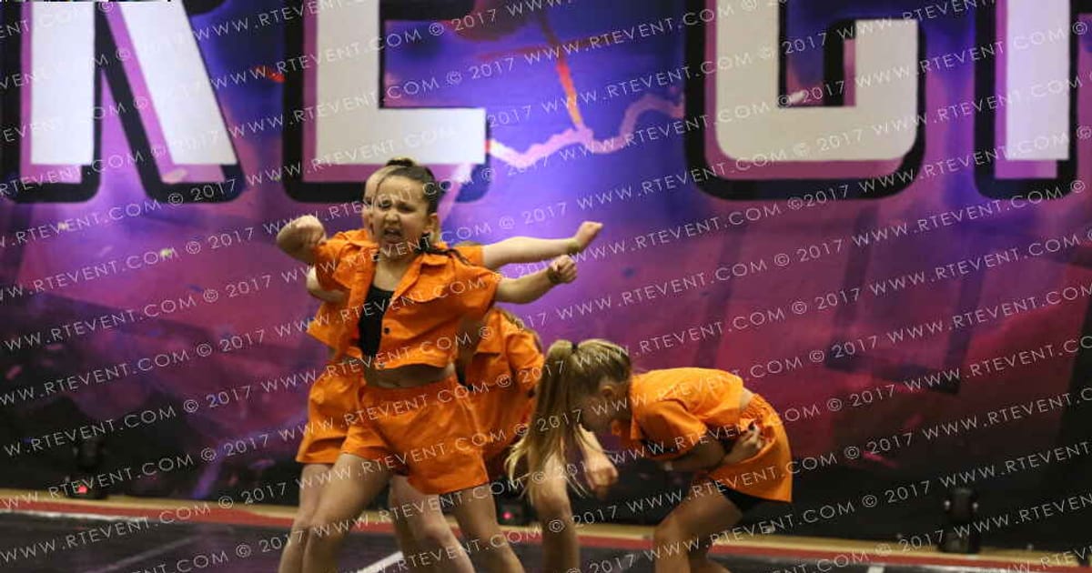 Clarets Cheer and Dance lil Sparkz · Circus Spectacular FC Essentials