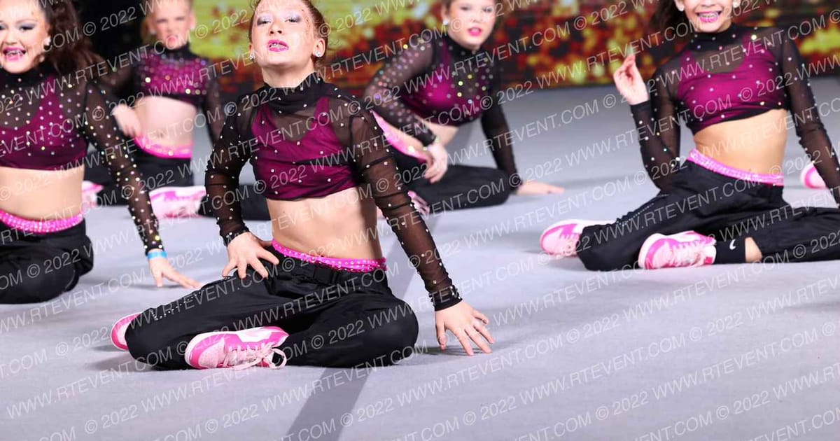 Alpha Cheer & Dance Hype · Gold Rush Super Floor One