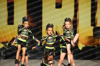 cruces cheer storm Thunder