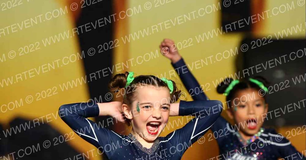 Cheer Force Arkansas Kiwi · Gold Rush Super Floor Two