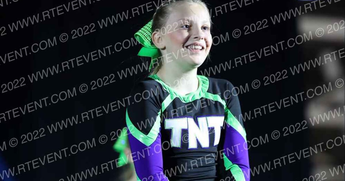 TNT Cheer Bombshells · Athletic Kansas City Nationals