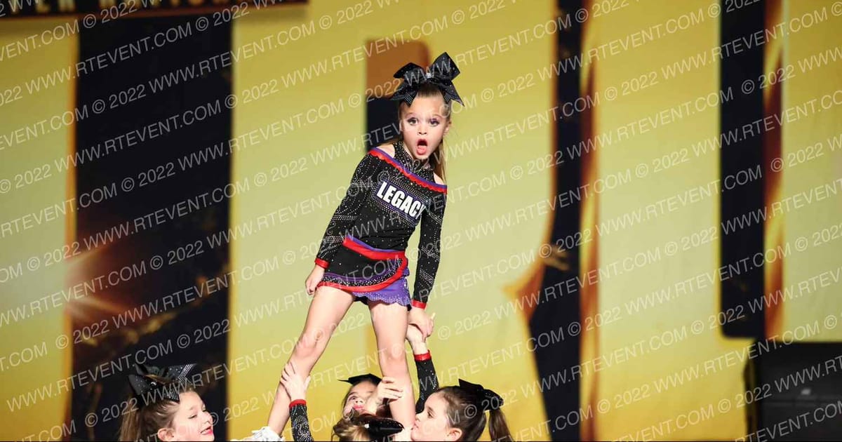 Flip N Cheer Legacy Lover · Gold Rush Super Floor Two