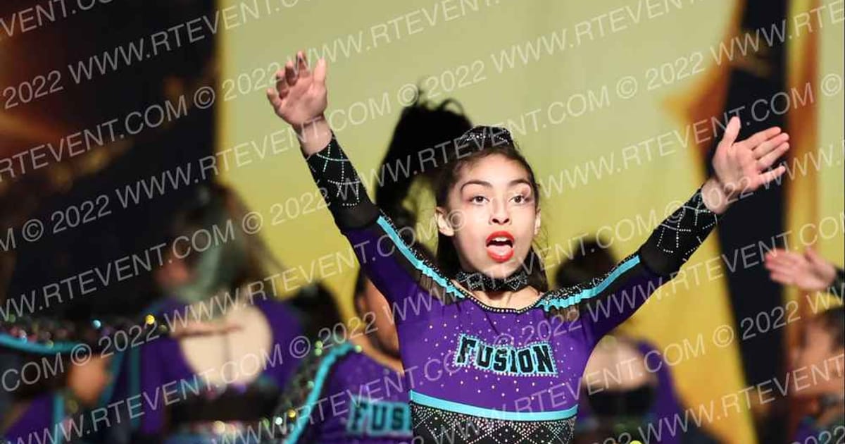 Fusion Athletics M1dnight · Gold Rush Super Floor Two