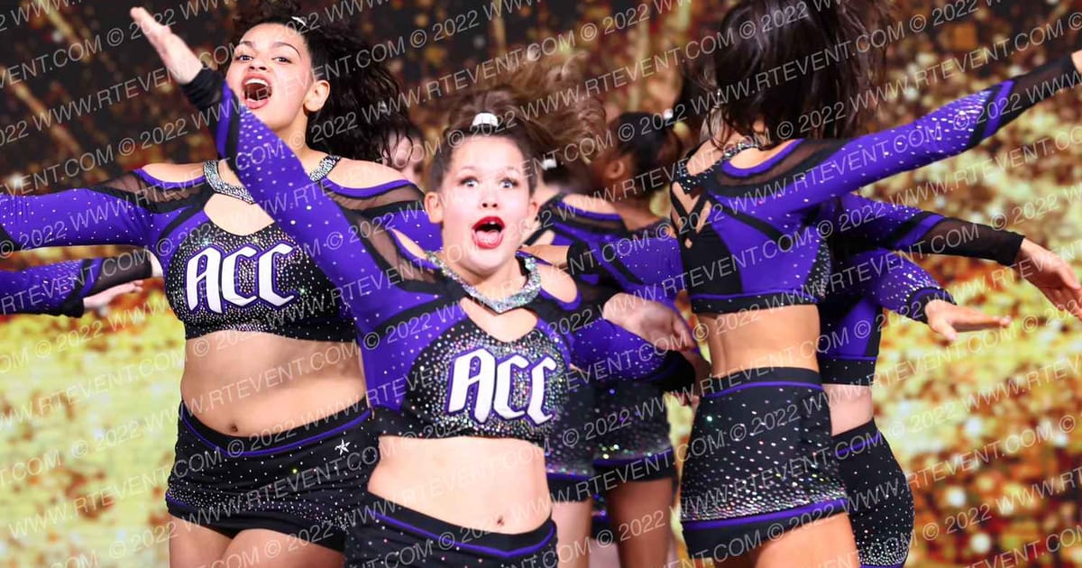 Advanced Cheer Crew Senior Platinum · Gold Rush Super Floor One