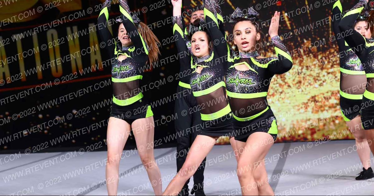 cruces cheer storm Lady Lightning · Gold Rush Super Floor One