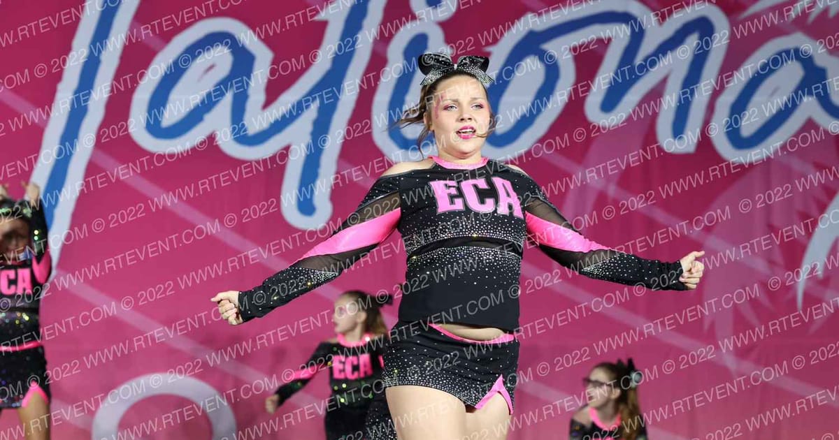 East Central Athletics The Outlaws · Destin Beach Nationals