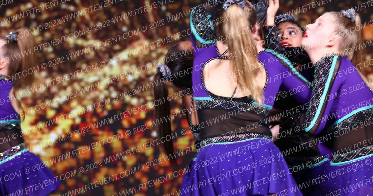 Fusion Athletics Deja Vu · Gold Rush Super Floor One