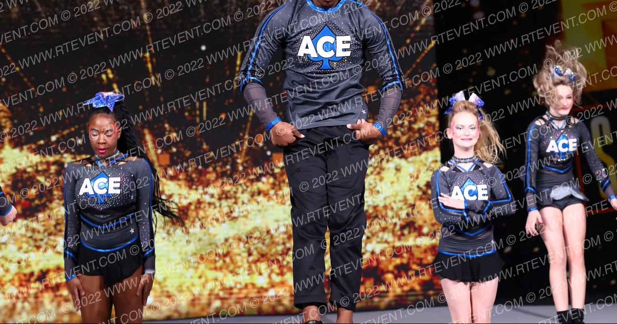 Arkansas Cheer Elite Queens · Gold Rush Super Floor One