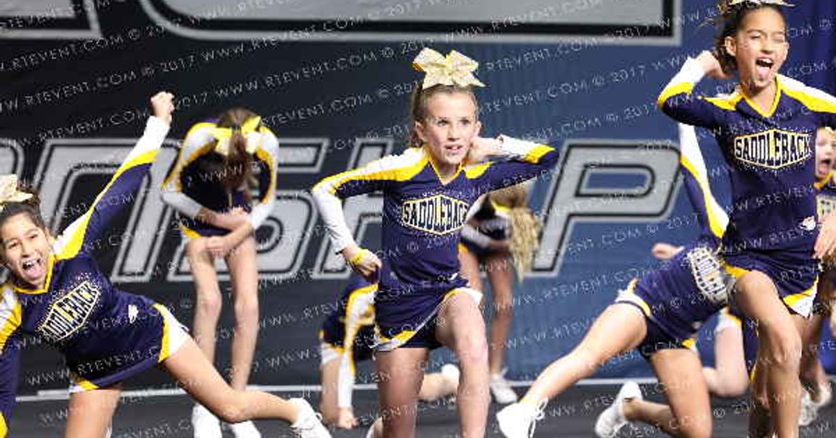 SADDLEBACK VALLEY JUNIOR PEEWEE BEARS · State Championship