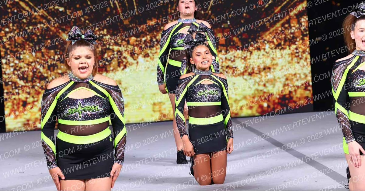 cruces cheer storm aqua · Gold Rush Super Floor One