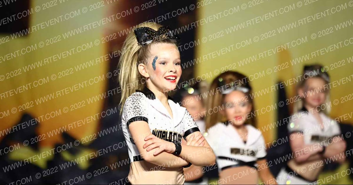 World Class Allstars Bling · Gold Rush Super Floor Two