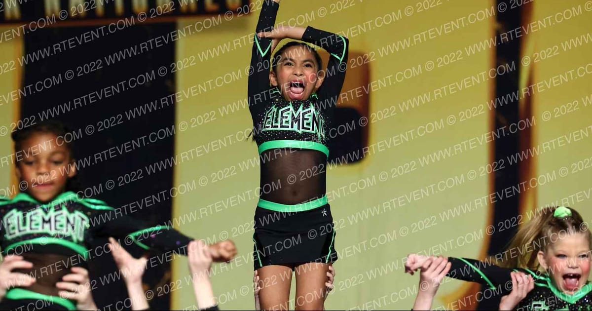 Element Athletics Storm · Gold Rush Super Floor Two