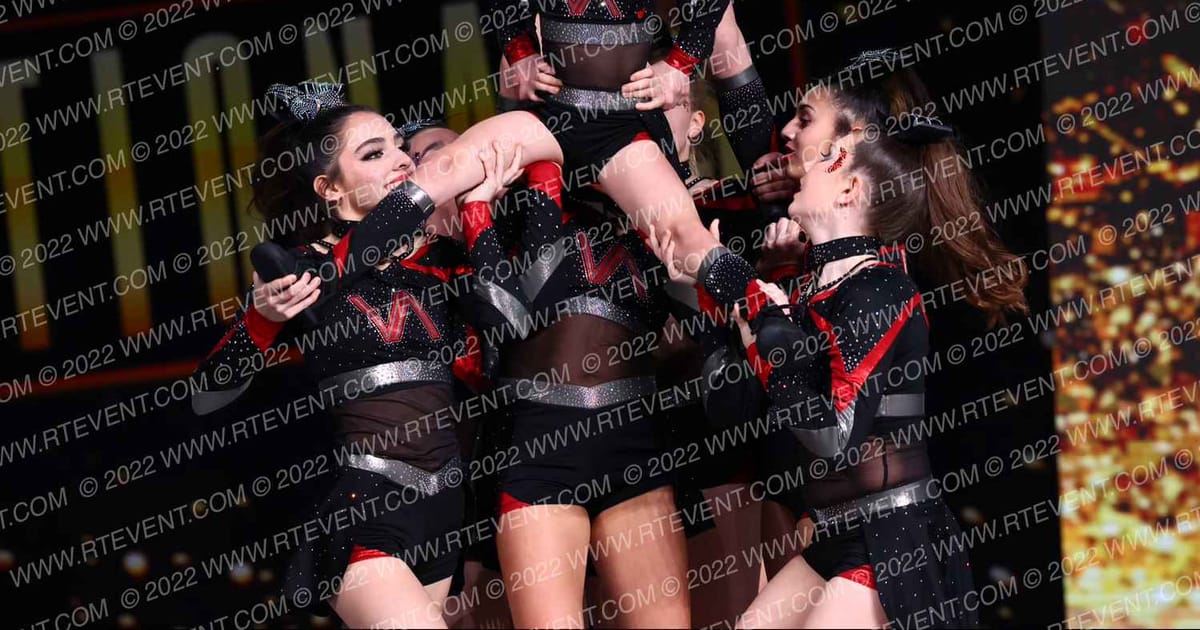 Vogue Athletics New Mexico (Vogue Athletics) Miss Fame · Gold Rush Super Floor One