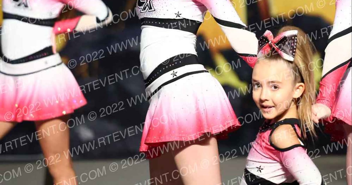 Cheer Xpress Remix · Gold Rush Super Floor Two