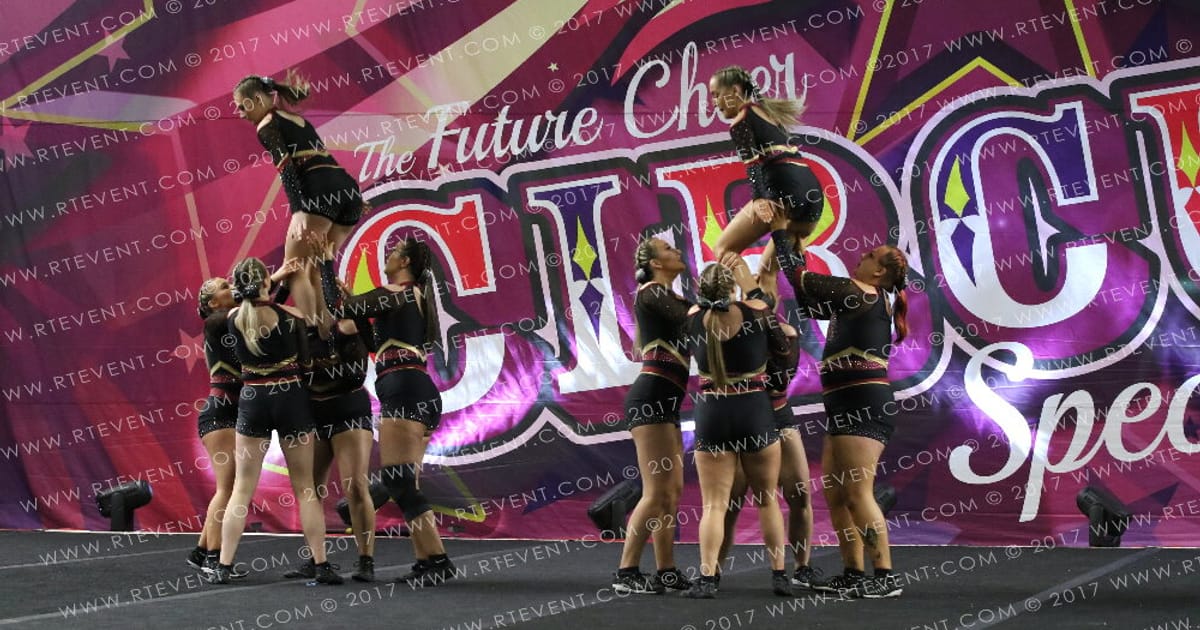 Giants Elite Jet · Circus Spectacular FC Essentials