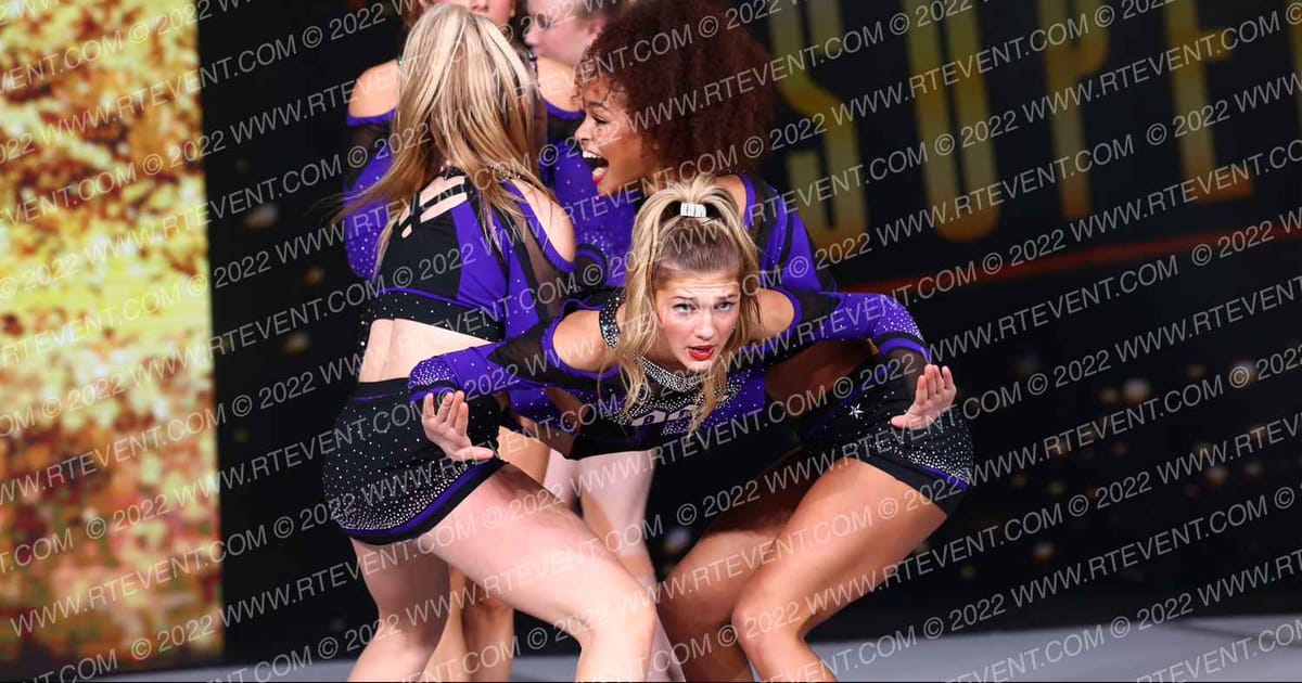 Advanced Cheer Crew Senior Platinum · Gold Rush Super Floor One