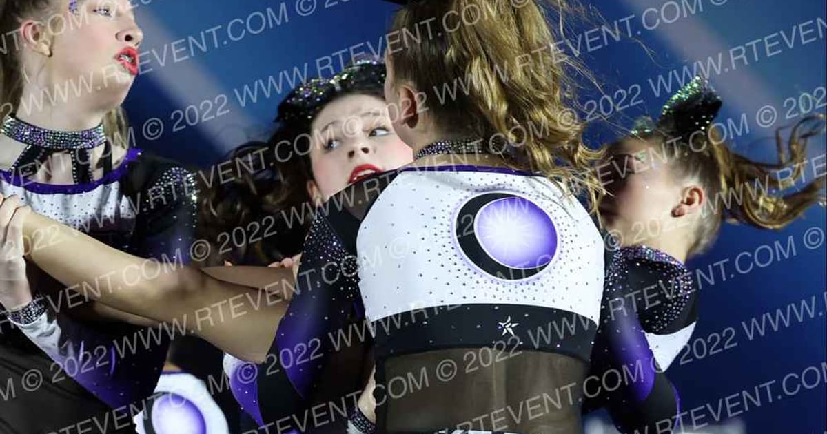 Cheer Eclipse Shooting Stars · Athletic Kansas City Nationals