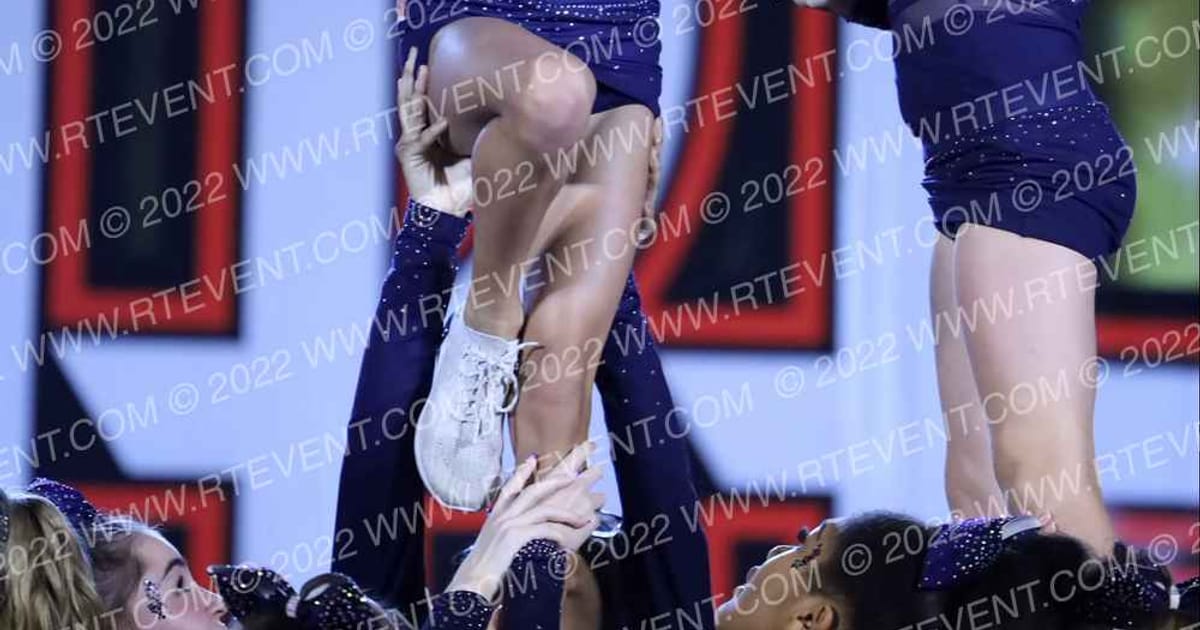 Greensboro All Star Cheerleading Onyx · Encore Concord Showdown DIDII