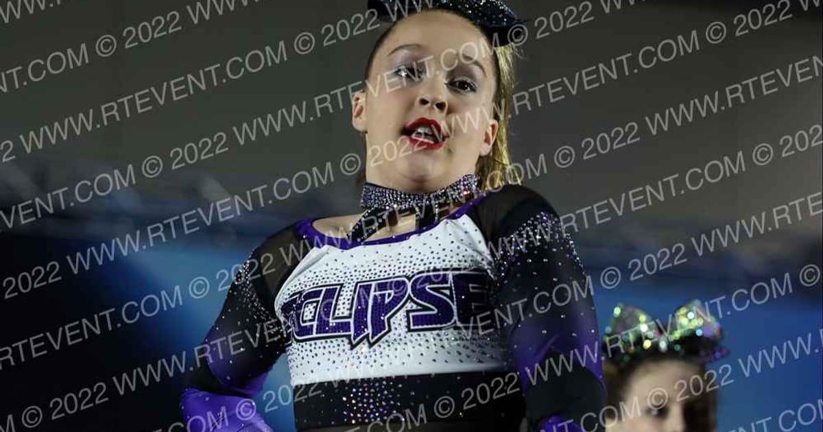 Cheer Eclipse Starburst · Athletic Kansas City Nationals