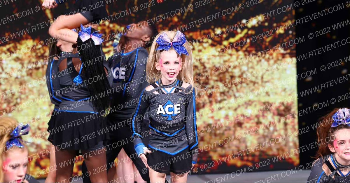 Arkansas Cheer Elite Queens · Gold Rush Super Floor One
