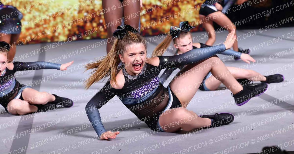Xstreme Athletics Tumble & Cheer Shine · Gold Rush Super Floor One