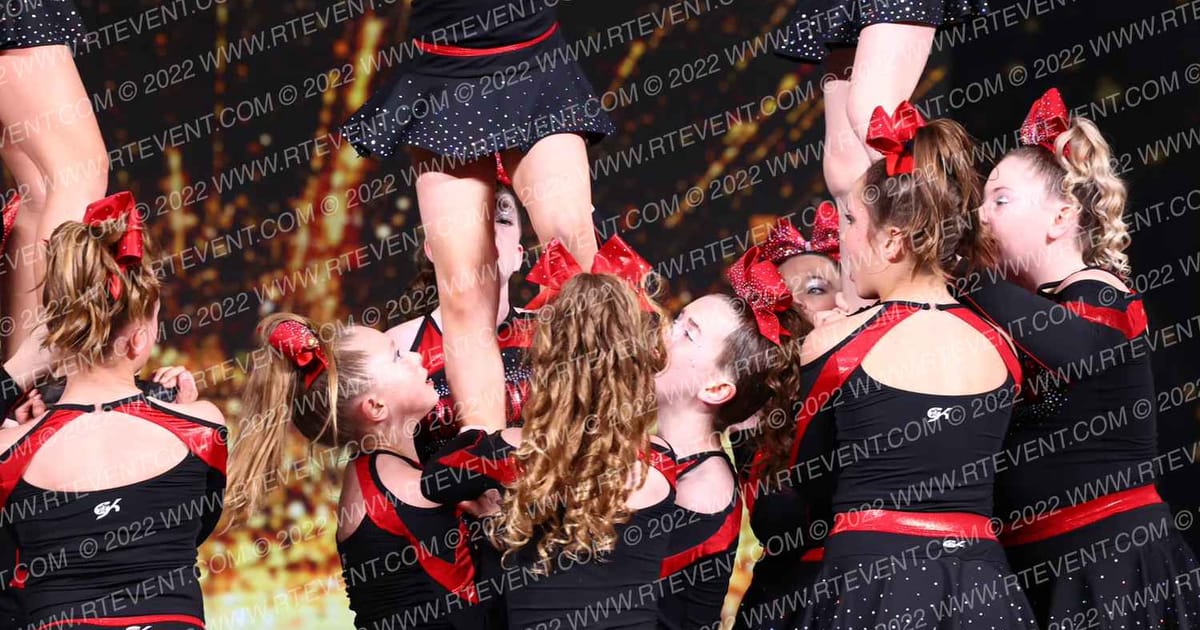Motion Athletics Motion Dynamite · Gold Rush Super Floor One